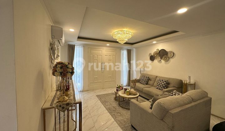 Rumah Terenovasi Semi Furnished SHM Ampera, Jakarta Selatan
