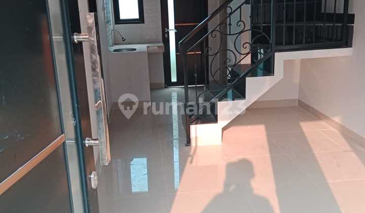 Rumah Sewa Kukusan Depok 2