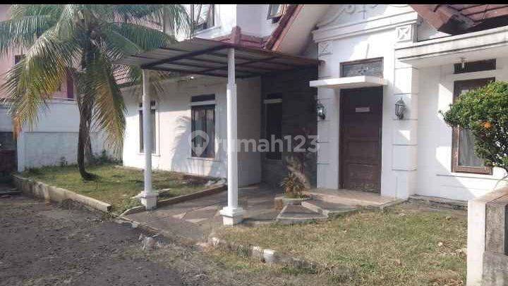 Rumah Cirendeu Jakarta Selatan 1