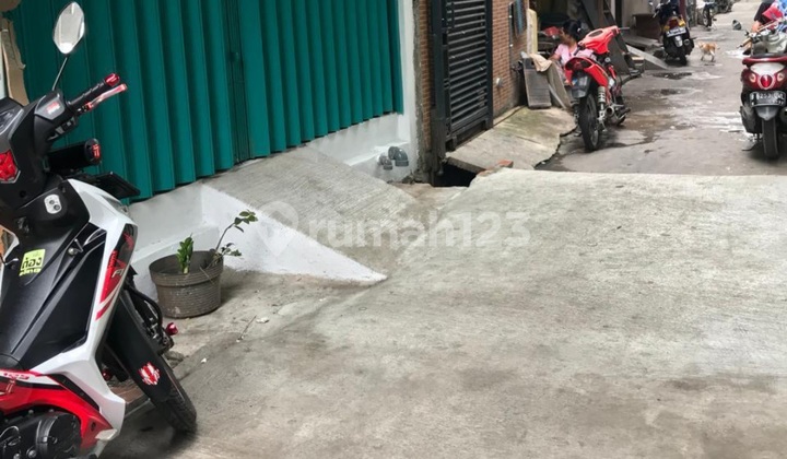 Pasar Minggu House, South Jakarta