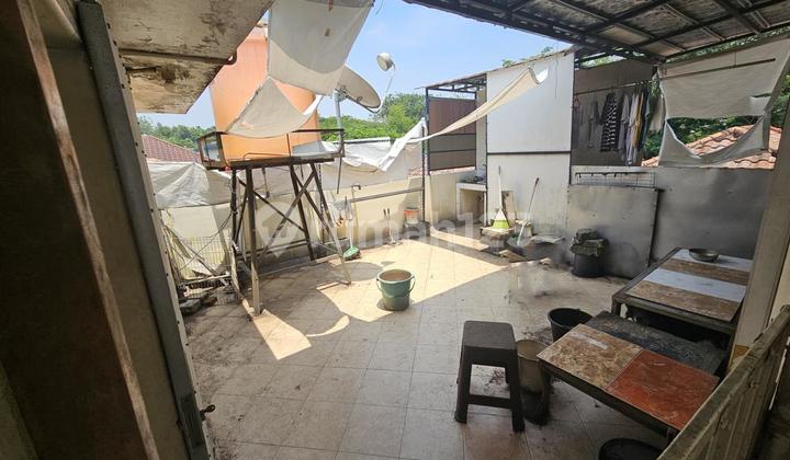 Beautiful Minimalist House in The Green BSD, 2.5 Floors Ready to Occupy 2