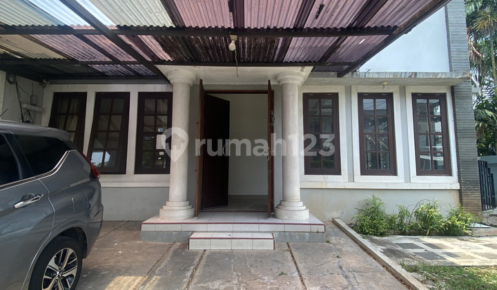 Dijual Rumah Siap Huni di Taman Ubud Karawaci 2