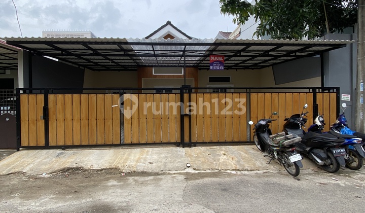Dijual Rumah Villa Melatimas, Rapih Baru Renov