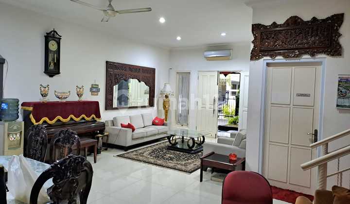 Dijual Cepat Rumah Hook 2 Lantai, Giriloka I, Bsd