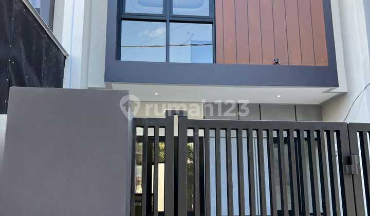 For Sale Manukan Surabaya House 1