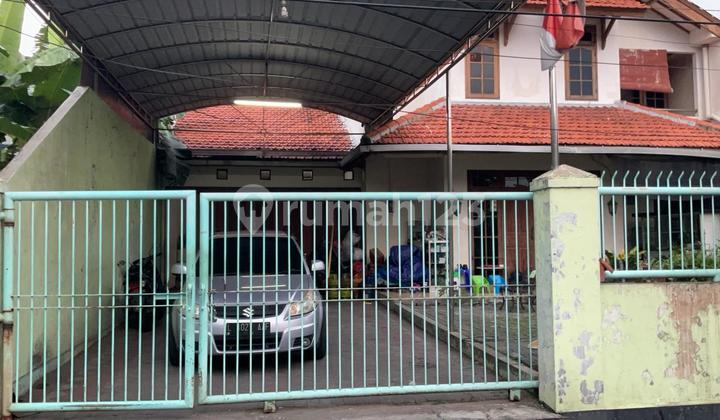 Rumah Asri Siap Huni Strategis Di Gayung Kebonsari Dekat Pintu Tol, Masjid Al Akbar, Jl A. Yani, Trans Icon Mall, Royal Plaza 1