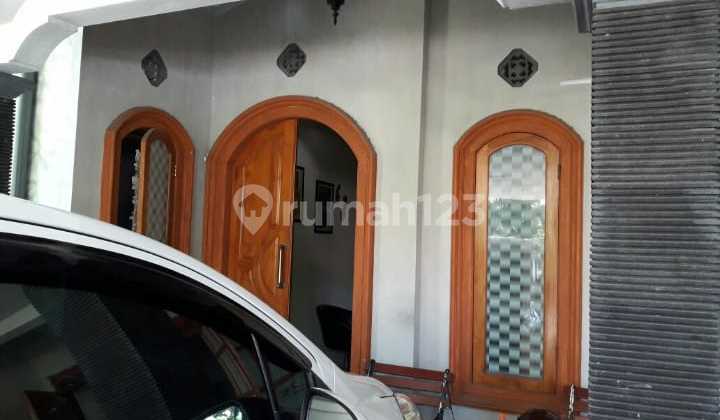 Rumah Shm 2 Lantai Dekat Masjid Al Akbar Akses Mudah Kemana-mana