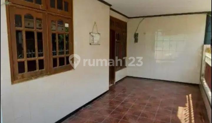 Two-Story House in a Premium Location at Deltasari Waru Sidoarjo Surabaya, Close to Rungkut and Juanda Airport. 2