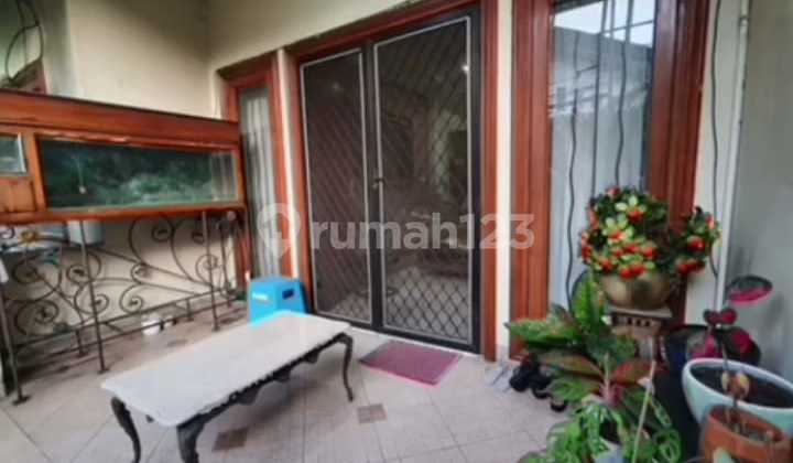 Rumah luas lokasi strategis di Jakarta Pusat. 2