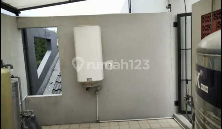 Rumah Cantik, dalam Cluster di Bintaro. 2