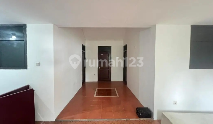 Rumah Siap Huni Lingkungan Tenang Lokasi Strategis Harga di Bawah Pasar di Fatmawati 2