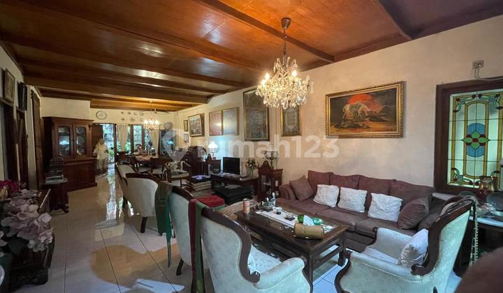 Rumah Bagus Siap Huni Jalan Lebar dan Lokasi Strategis di Senopati 2