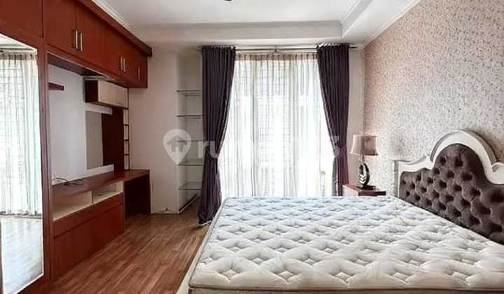 Rumah Bagus Full Furnished di Kemang Jakarta Selatan 2