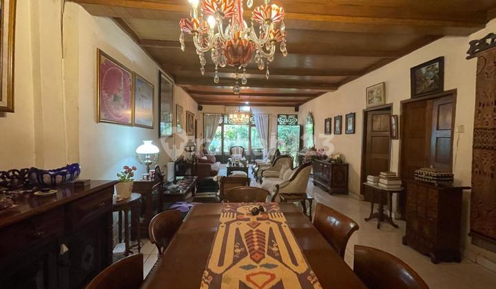 Rumah Bagus Siap Huni Jalan Lebar dan Lokasi Strategis di Senopati