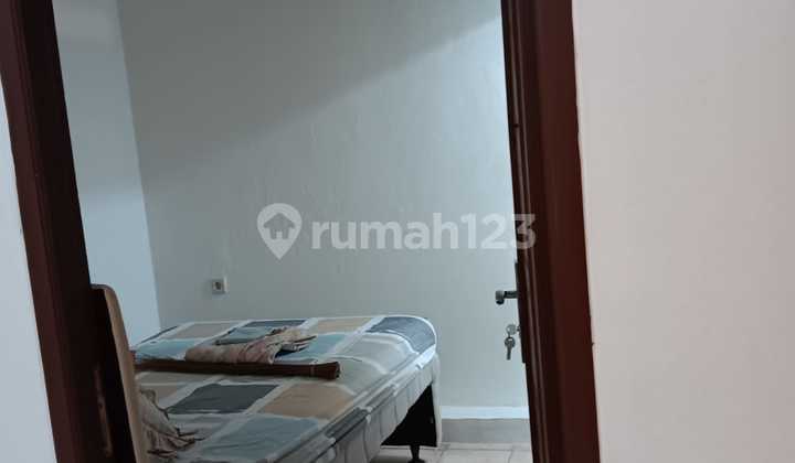 Boarding House in Gandaria, Near Gandaria City Mall, Negotiable Until Deal 2