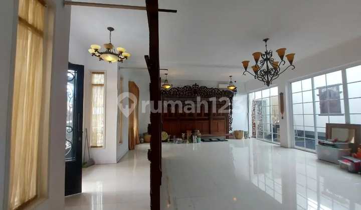 Beautiful House Ready to Occupy in Taman Radio Dalam at Below Market Price Very Affordable 2