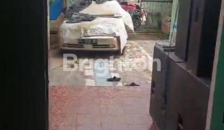 Dijual rumah luas 300 meter pinggir jalan raya 1