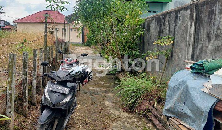 TANAH DIJUAL LUAS 450 m2 1