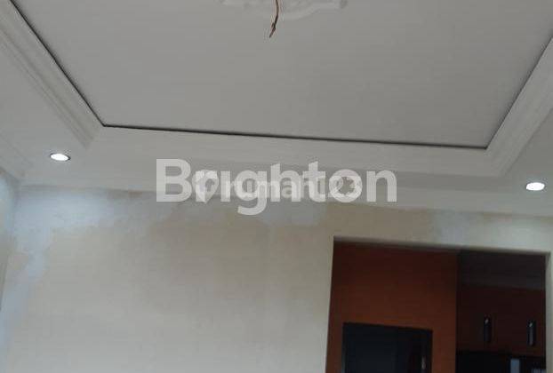 JUAL RUMAH 3 TINGKAT Samarinda 2