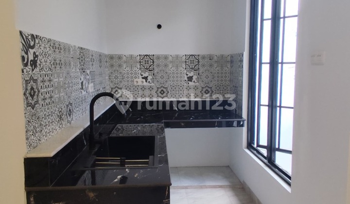 126. Rumah Classic Modern Mewah Jagakarsa  2