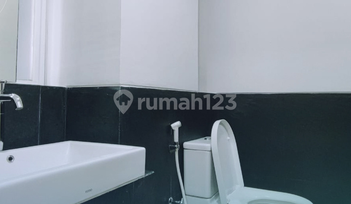 Fully Furnished 2 Bedroom Apartment in South Jakarta 2