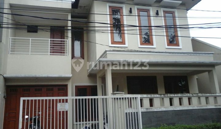 Rumah Bagus Modern Full Furnished SHM Pejaten, Jakarta Selatan Rumah Bagus Modern Full Furnished SHM Pejaten, Jakarta Selatan