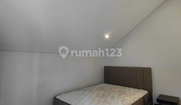 146. Townhouse Modern Semi Furnished Kemang 2