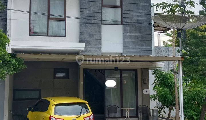 Jual Cepat Rumah Cantik Hook 2 Lantai Murah Di Galuh Mas Karawang  1