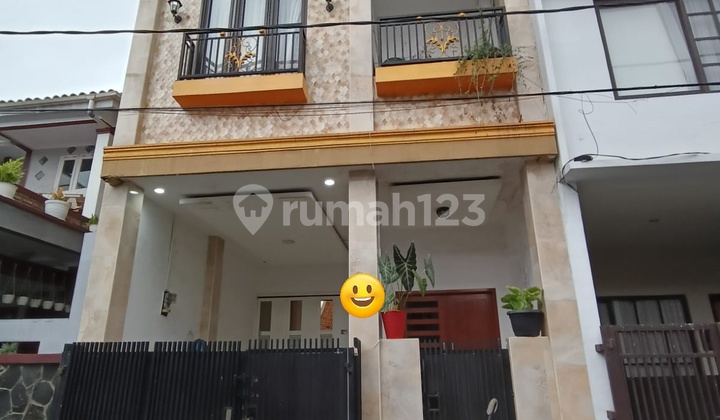 Jual Rumah Cantik Banget Lingkungan Nyaman Murah Lokasi Strategis 10 Menit Ke Alun-alun Kota Cimahi Jual Rumah Cantik Banget Lingkungan Nyaman Murah Lokasi Strategis 10 Menit Ke Alun-alun Kota Cimahi