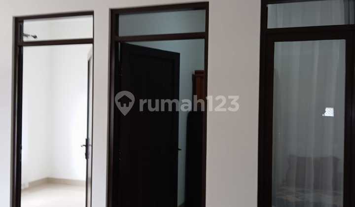 Selling a Nice House in Cihanjuang Near Sariwangi Cimahi West Bandung Selling a Nice House in Cihanjuang Near Sariwangi Cimahi West Bandung