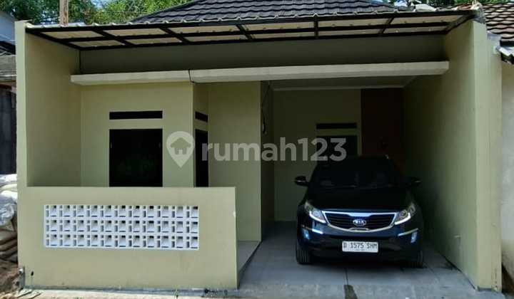Selling Cheap House Near Cimahi City Price 400 Million Car Accessible