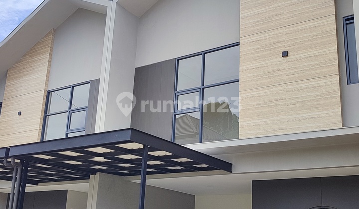 Jual Rumah Dekat Setraduta Setra Duta Dan Tol Pasteur Bandung Harga Murah  2