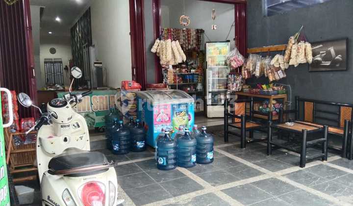 2-Story House Plus Ruko Shop in Cisaranten Arcamanik for Sale Very Cheap