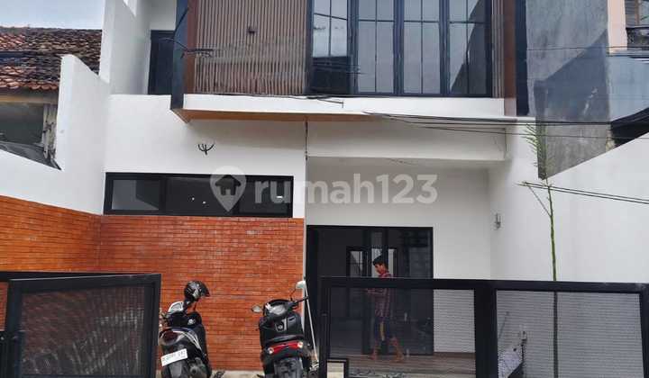 Jual Rumah Baru Desain Unik dan Cantik di Antapani Bandung Jual Rumah Baru Desain Unik dan Cantik di Antapani Bandung