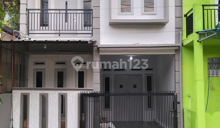 Jual Rumah 2 Lantai Luas Murah di Haji Gofur Tanimulya Bandung Barat Dekat Cimahi