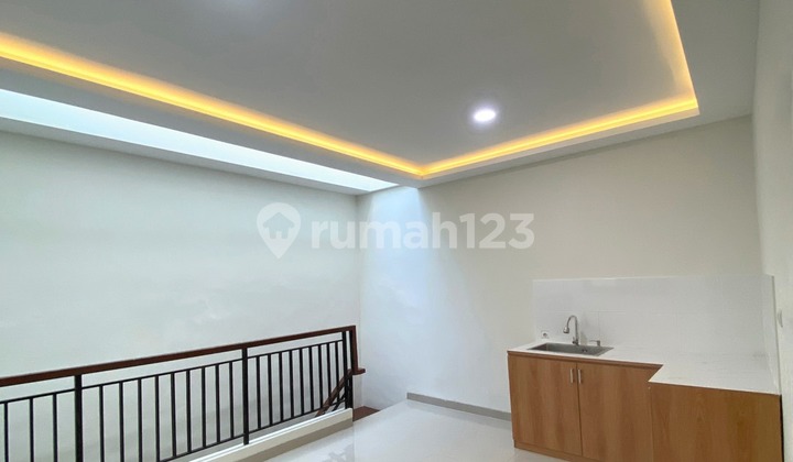 Jual Rumah Unik Aestetik 2 Lantai Harga Murah Di Cihanjuang Dekat Cimahi Dan Sariwangi Bandung 2