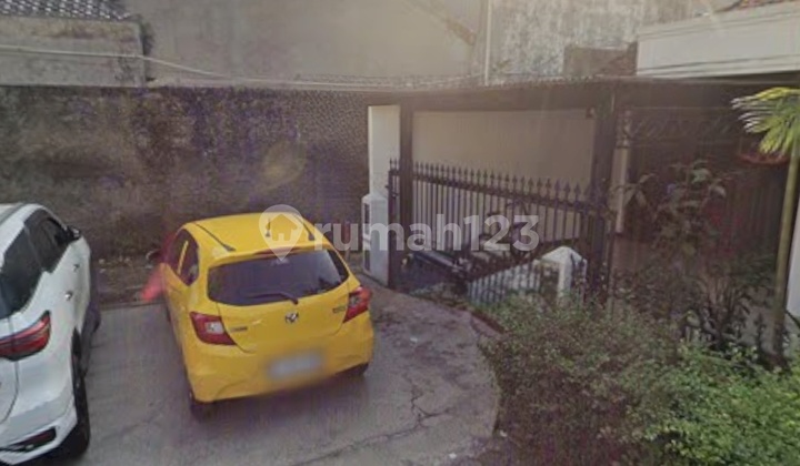 For Sale House Spacious Parking Suitable For Office Or Residence In Batununggal Bandung Cheap Price
