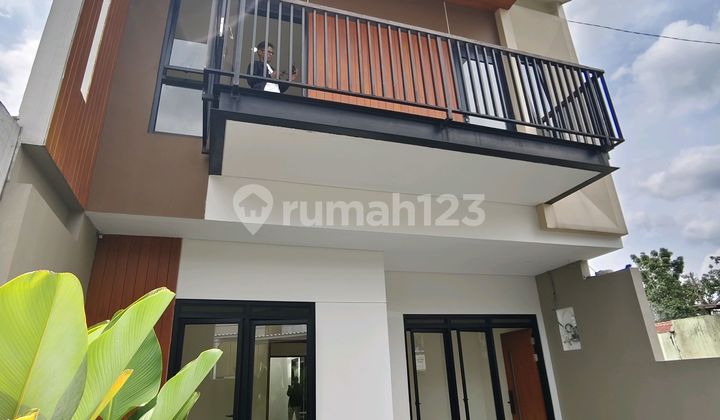 Rumah Baru Desain Kekinian di Sayap Turangga Buahbatu Buah Batu Bandung Dijual Rumah Baru Desain Kekinian di Sayap Turangga Buahbatu Buah Batu Bandung Dijual