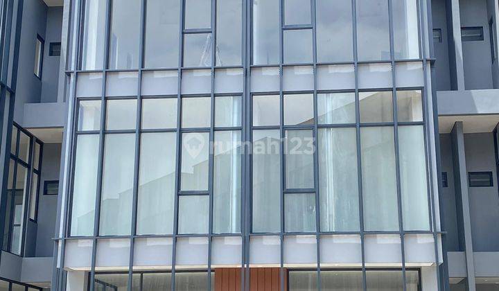 Di Sewa Ruko Gandeng TabeSpots Ruko Milenial of Business Concept 1