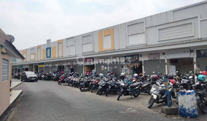 DIJUAL KIOS PASAR MODERN PARAMOUNT SELALU RAMAI 1