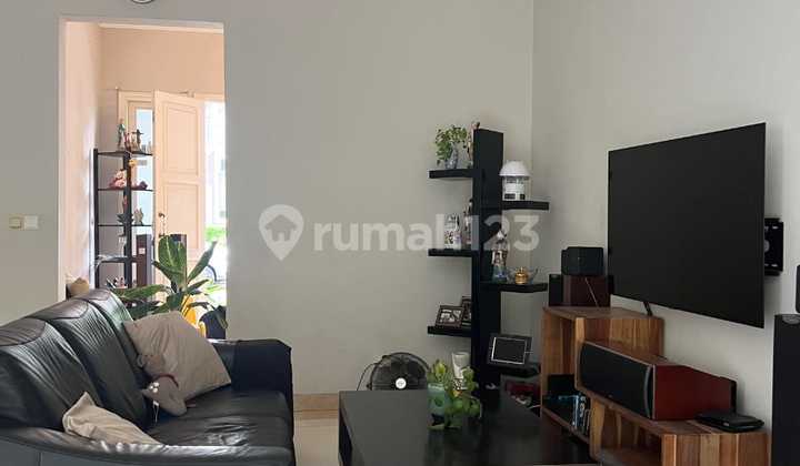 Favorite House in the Heart of Gading Serpong, Alexandrite 2