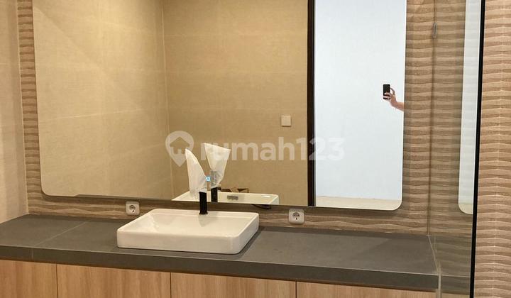 DIJUAL RUMAH HOOK 3 LANTAI ADA LIFT DI SUTERA FLAMBOYAN ALAM SUTERA 2