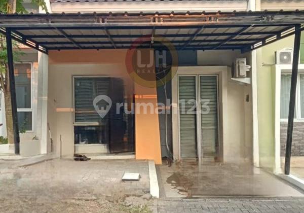 Ready-to-Occupy Home within a Cluster in Legenda Wisata, Cibubur