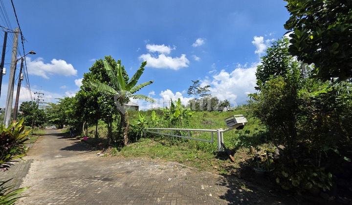 Ready-to-Build Land, Already Bustling with Housing in Merjosari