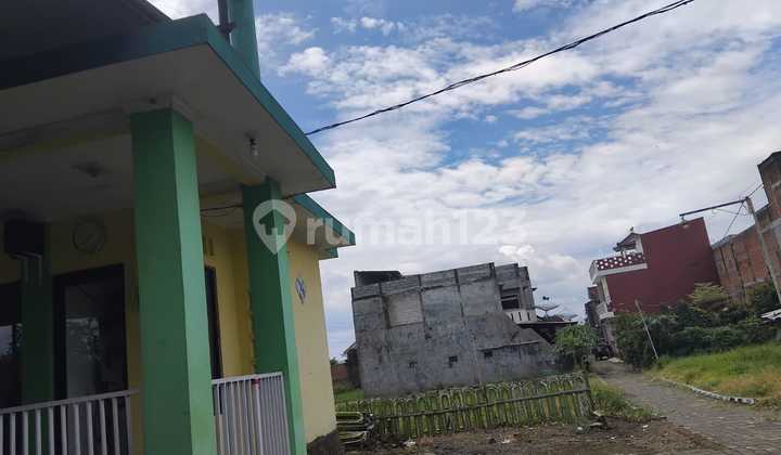 Rumah Dekat Kampus Unikama Malang di Sukun