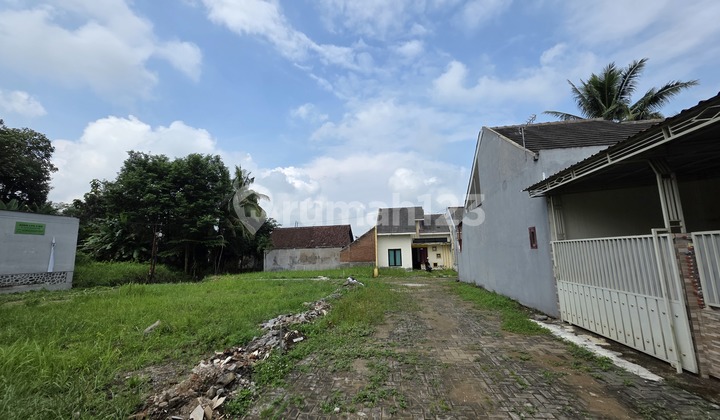 Malang House Near Gor Ken Arok 2