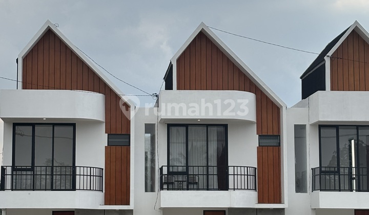 Comfortable Housing in Pakis, Scenic Environment and Strategic Access 2