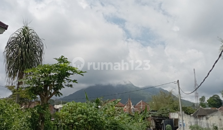 Villa with Good View, Strategic Location in Batu, Fully Furnished 2