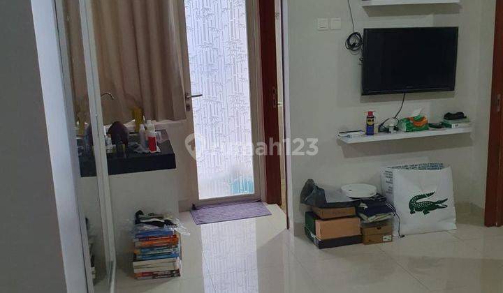 For Sale / Dijual Apartemen Green Park View 3 Kamar Tidur Full Furnished Bagus 1