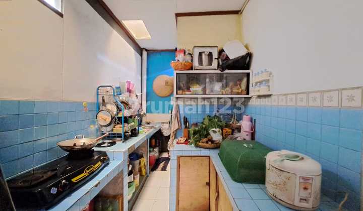 For Sale Strategically Located House in Pasirkaliki, North Cimahi 2